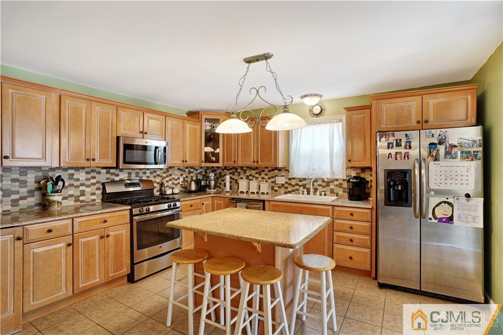 122 Waldron Road Toms River, NJ 08753 - Photo 7 of 27 Gallery Image 7