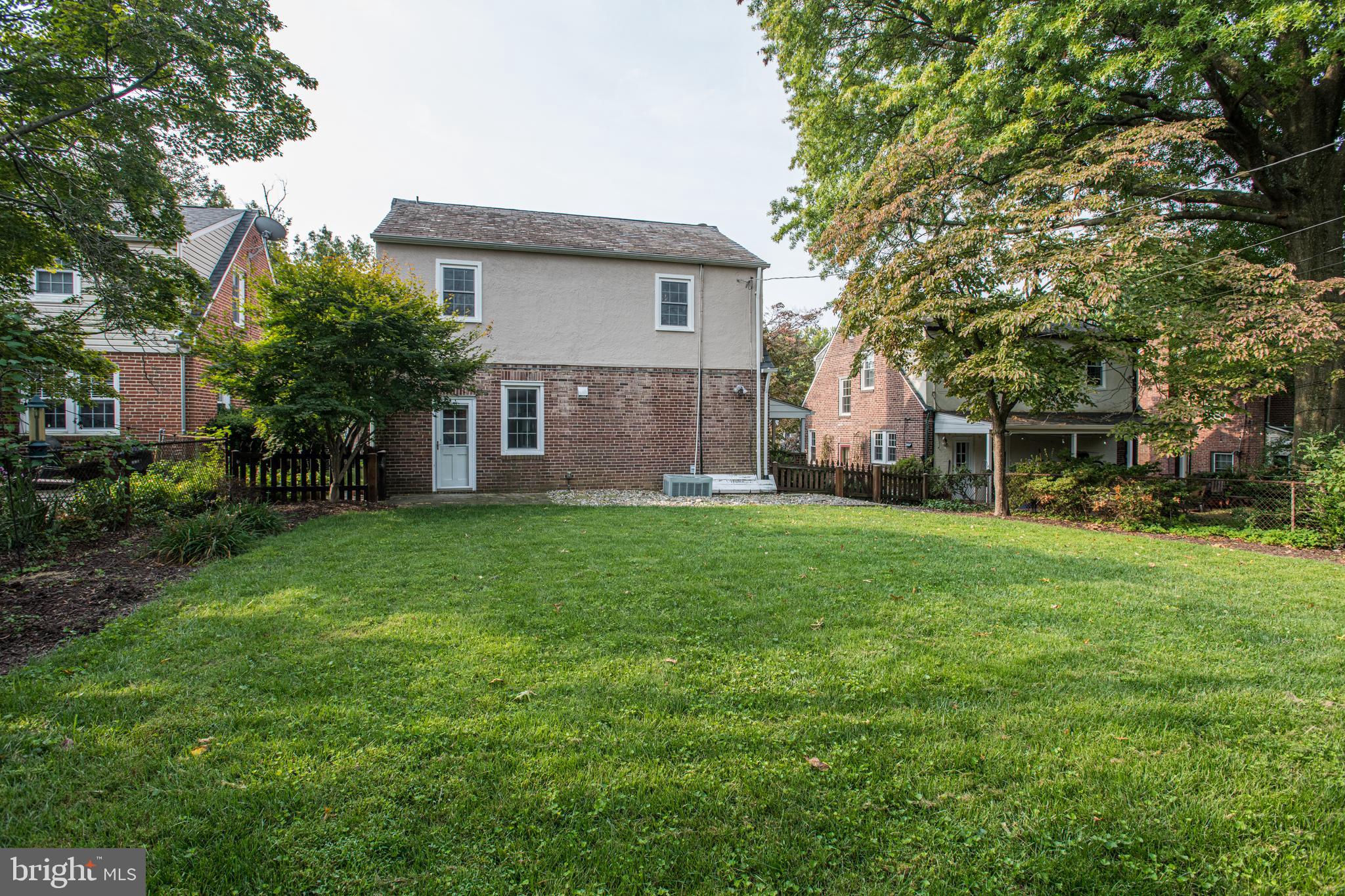 524 Overbrook Road Baltimore, MD 21212 - Photo 4 of 43