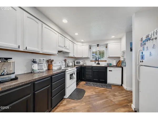 $449,000 | 1202 North First Avenue, Rockaway Beach, OR 97136