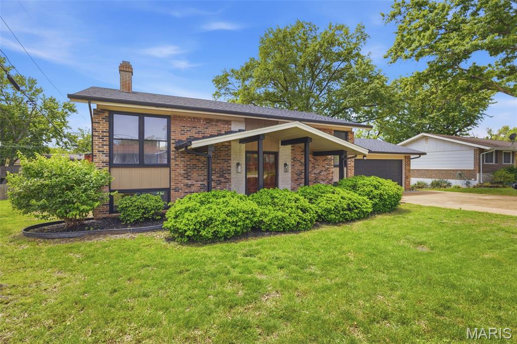 4444 Mattis Road St. Louis, MO 63128 - Photo 3 of 38