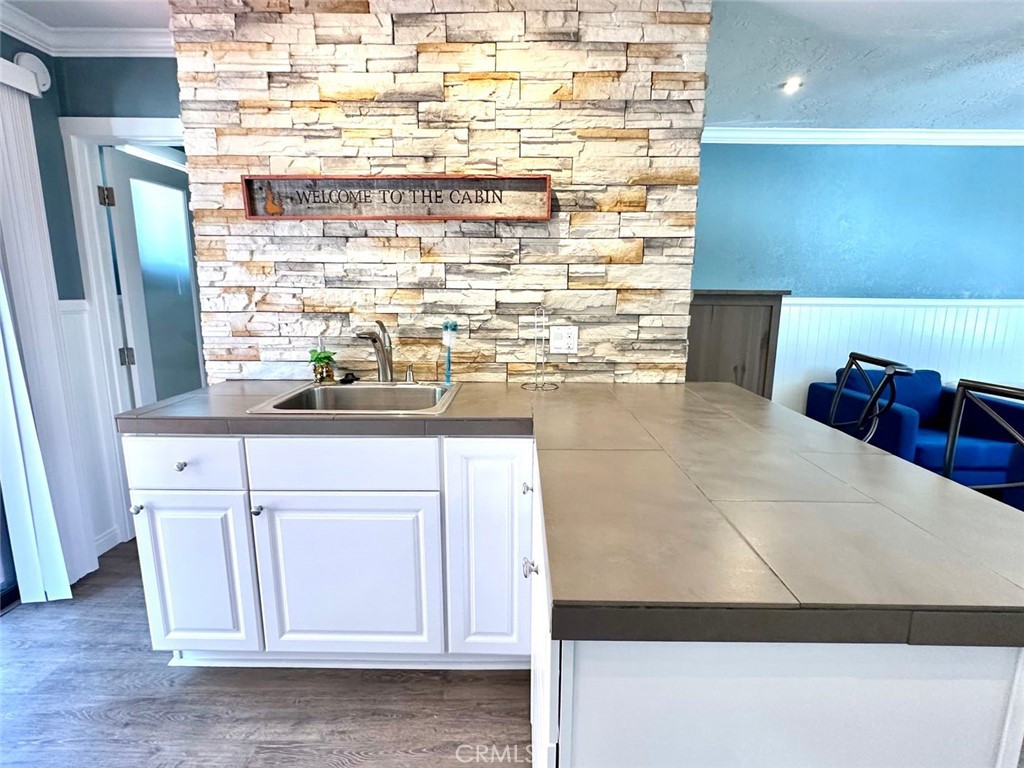 43403 Sheephorn Road Big Bear Lake, CA 92315 - Photo 5 of 9