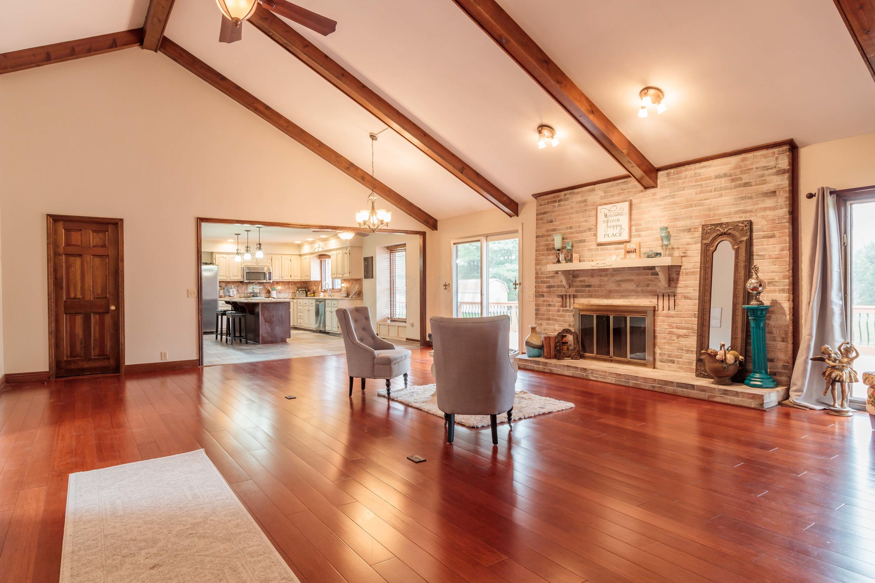 2080 Carriage Road Powell, OH 43065 - Photo 12 of 75 Gallery Image 12