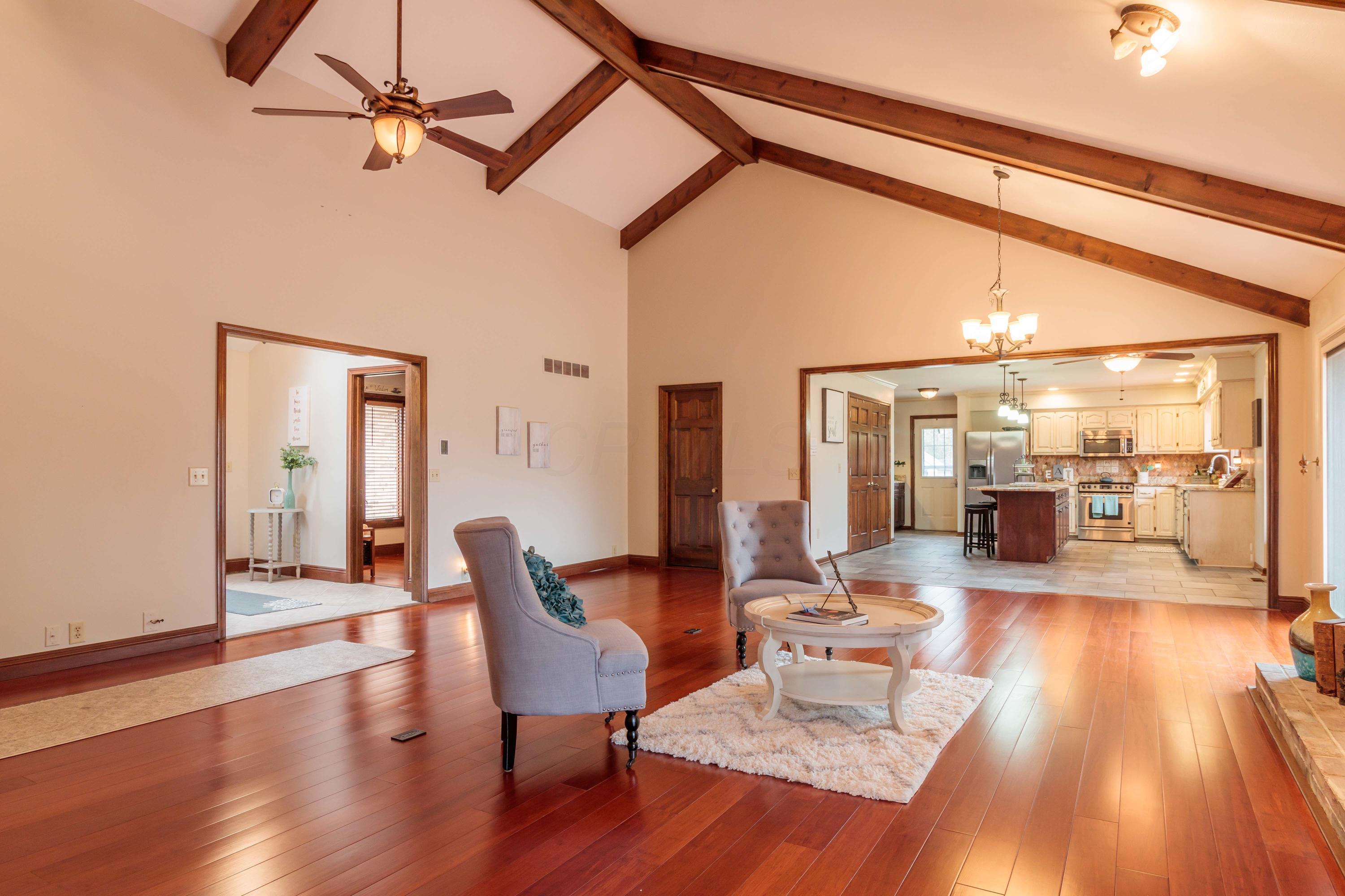 2080 Carriage Road Powell, OH 43065 - Photo 13 of 75 Gallery Image 13