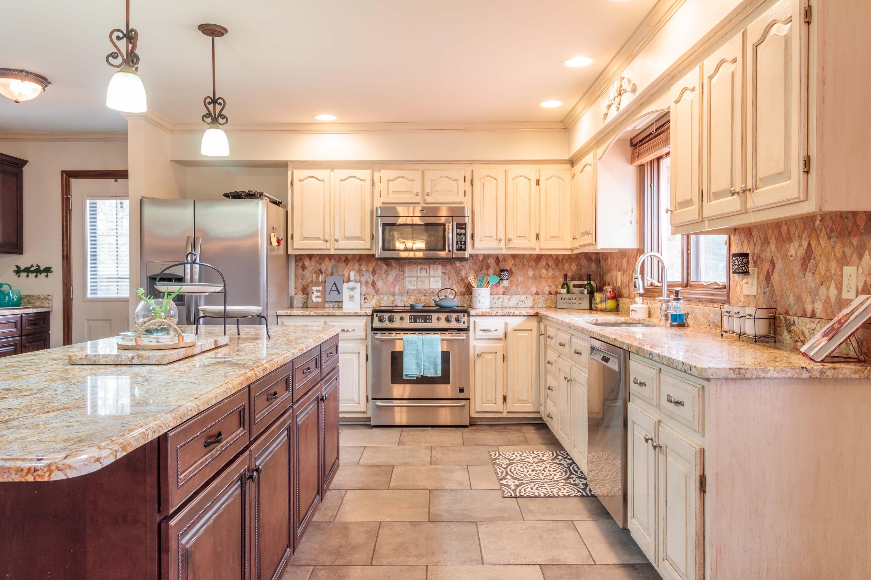 2080 Carriage Road Powell, OH 43065 - Photo 25 of 75 Gallery Image 25