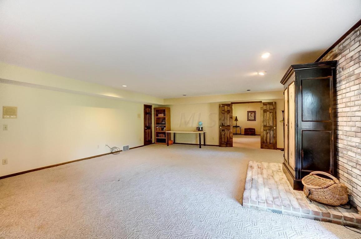 2080 Carriage Road Powell, OH 43065 - Photo 48 of 75 Gallery Image 48