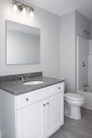 $1,800 | 531 R Washington Street, Unit 1, Whitman, MA 02382