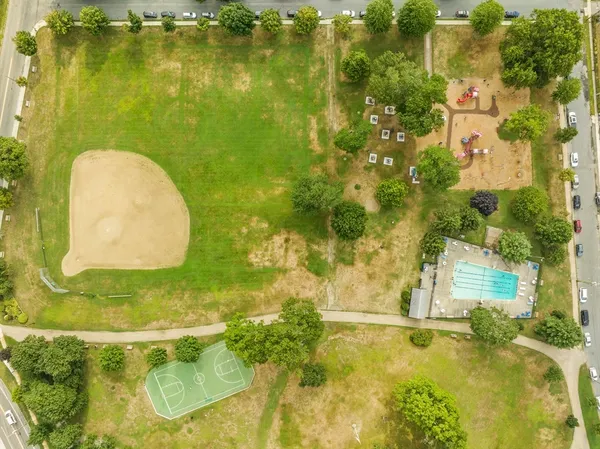 $1,800 | 531 R Washington Street, Unit 1, Whitman, MA 02382