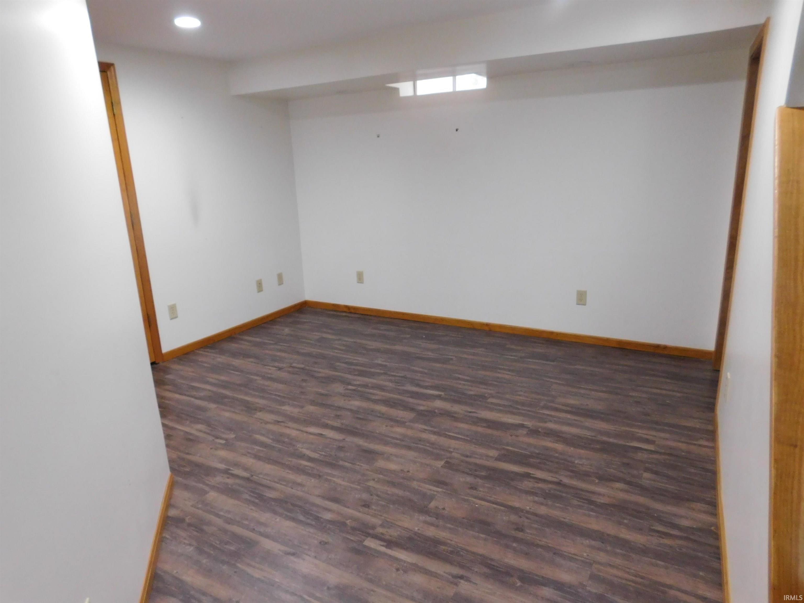 7531 West Crystal Lake Road Warsaw, IN 46580 - Photo 25 of 28