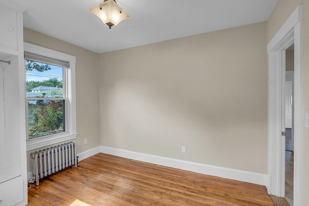 352 Sterling Street Clinton, MA 01510 - Photo 23 of 42 Gallery Image 23