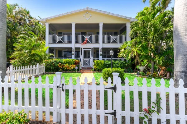 $10,000 | 24 Marine Way, Delray Beach, FL 33483