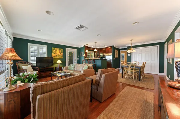 $10,000 | 24 Marine Way, Delray Beach, FL 33483