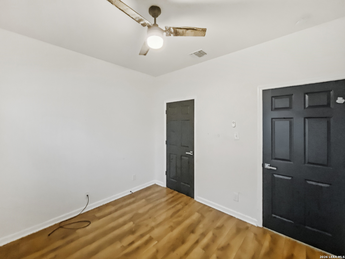 338 Southwest 42nd Street San Antonio, TX 78237 - Photo 14 of 25