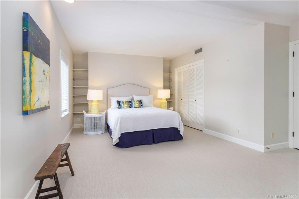 4527 Gaynor Road, Unit 302 Charlotte, NC 28211 - Photo 22 of 32 Gallery Image 22