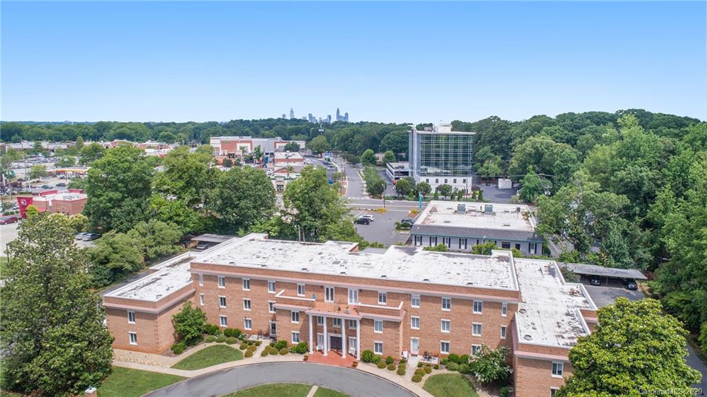 4527 Gaynor Road, Unit 302 Charlotte, NC 28211 - Photo 31 of 32 Gallery Image 31