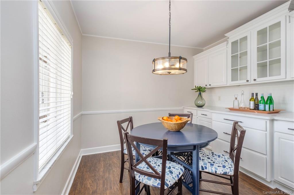 4527 Gaynor Road, Unit 302 Charlotte, NC 28211 - Photo 8 of 32 Gallery Image 8