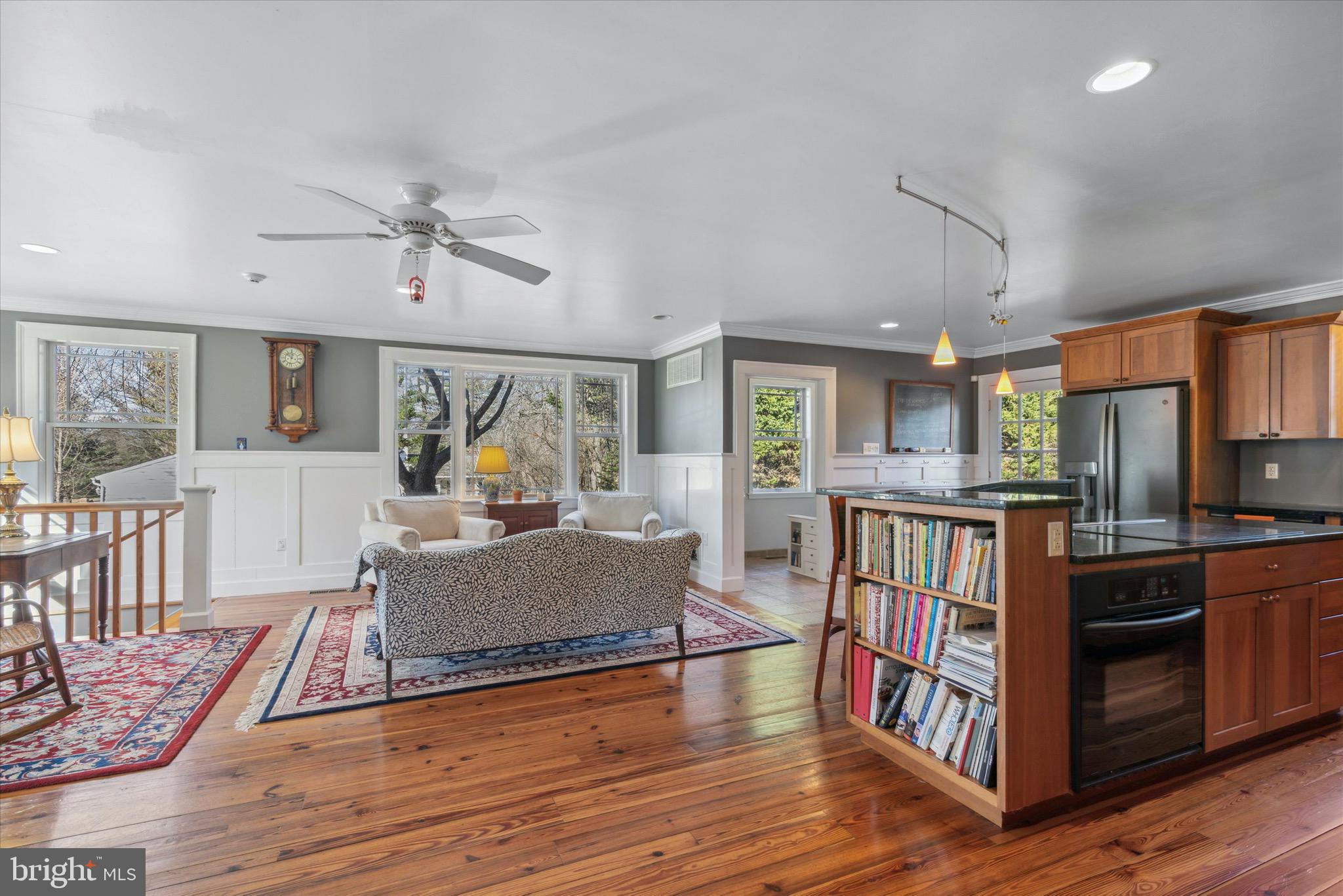 737 Hoover Road Blue Bell, PA 19422 - Photo 18 of 68 Great room