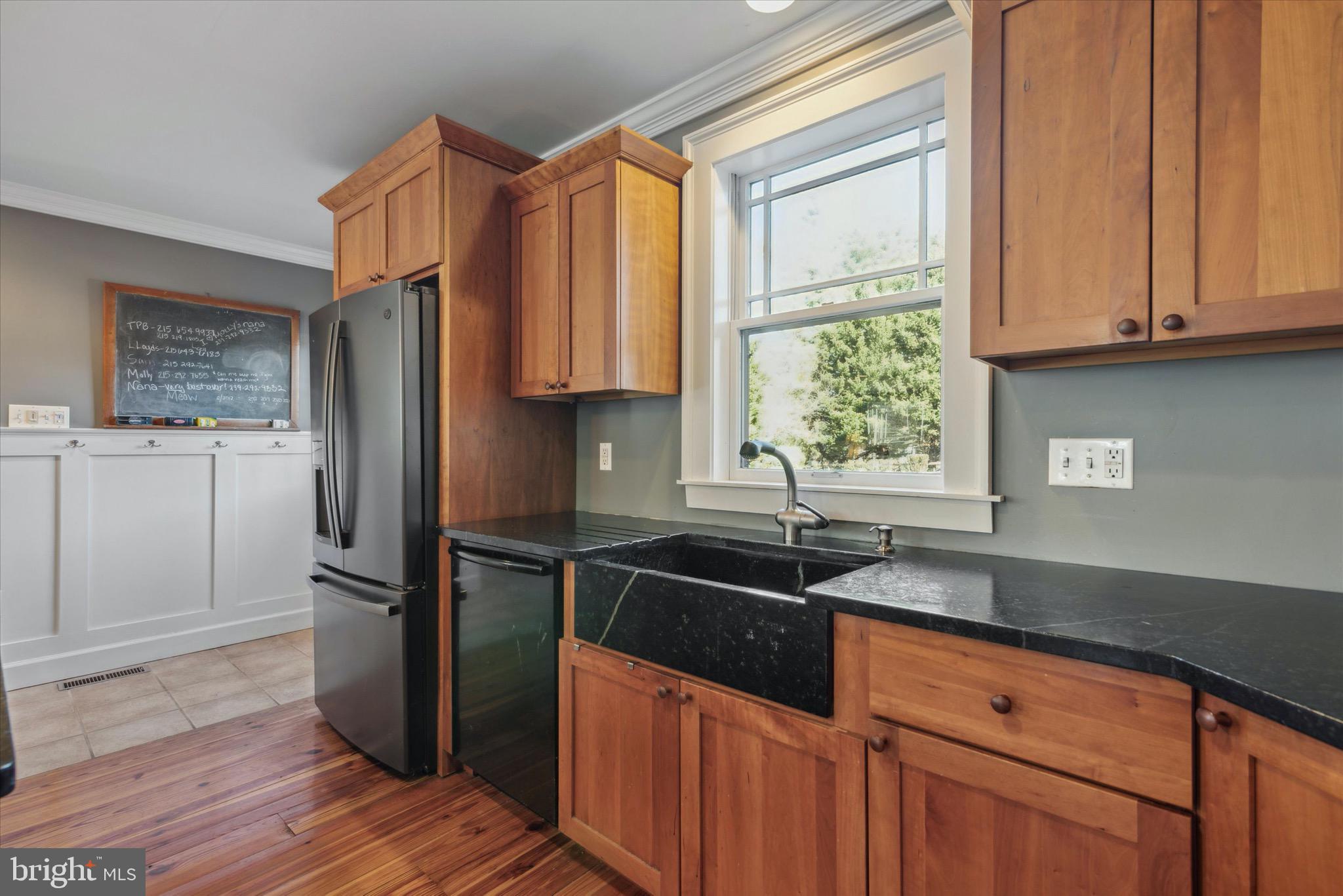 737 Hoover Road Blue Bell, PA 19422 - Photo 23 of 68 GR kitchen