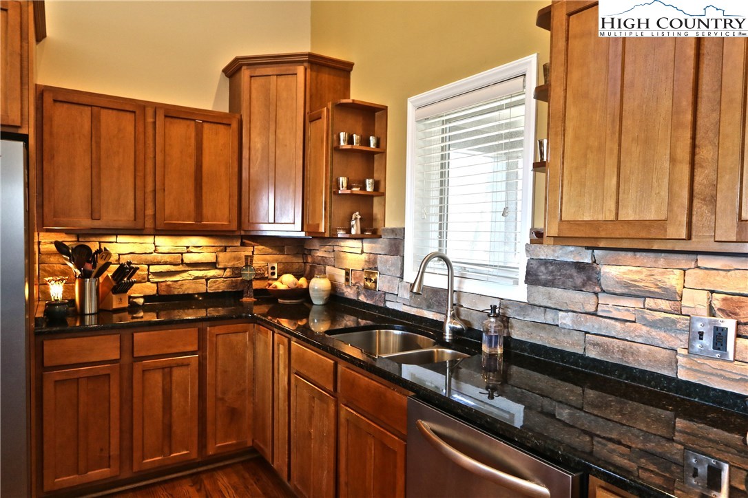 1270 Grandview Drive Extension Boone, NC 28607 - Photo 14 of 49 Gallery Image 14