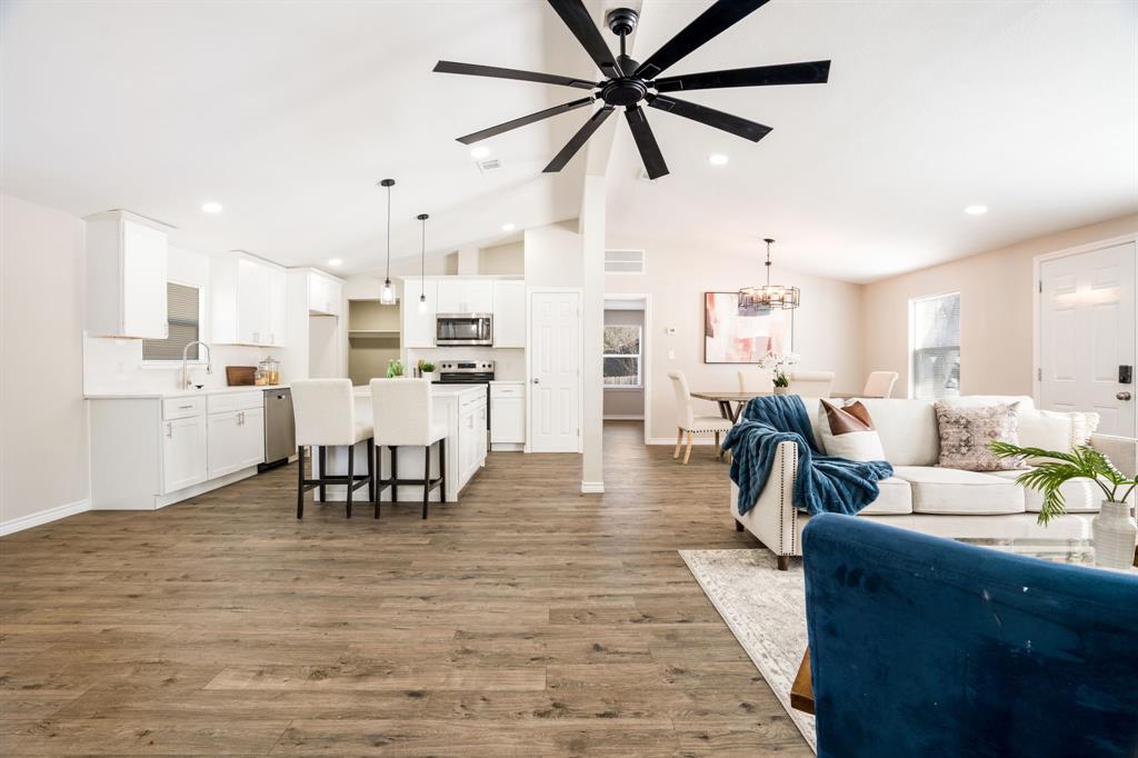 54 Carriage Wheel Corinth, TX 76210 - Photo 5 of 22