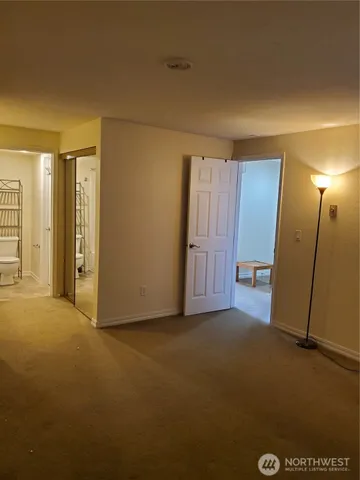 $1,630 | 1725 West Sunn Fjord Lane, Unit J101, Bremerton, WA 98312