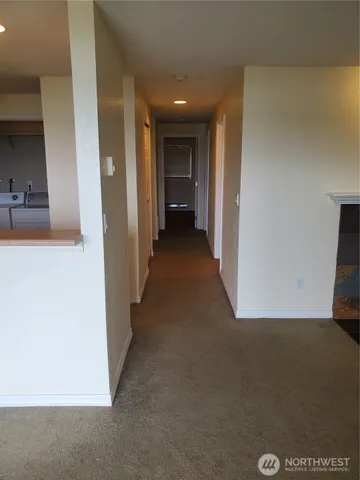 $1,630 | 1725 West Sunn Fjord Lane, Unit J101, Bremerton, WA 98312