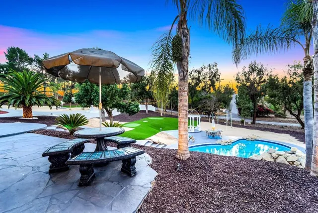 $1,799,000 | 3065 Fairview Drive, Vista, CA 92084