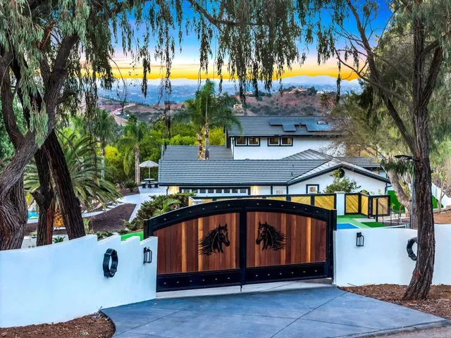 $1,799,000 | 3065 Fairview Drive, Vista, CA 92084