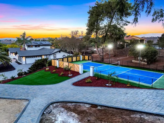 $1,799,000 | 3065 Fairview Drive, Vista, CA 92084