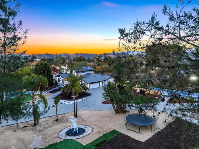 $1,799,000 | 3065 Fairview Drive, Vista, CA 92084