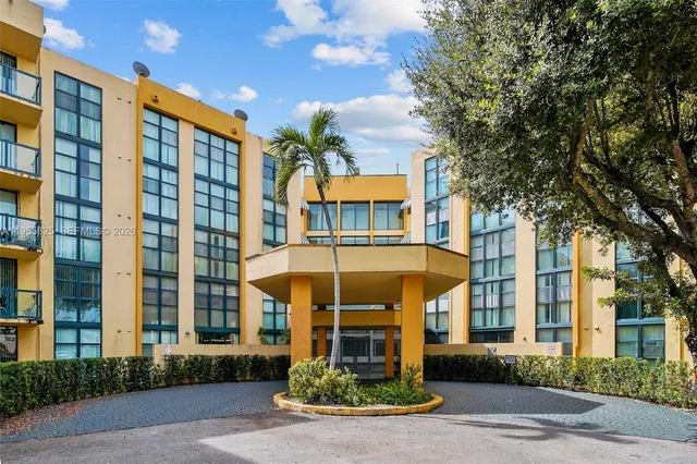 $2,100 | 11800 Southwest 18th Street, Unit 1124, Miami, FL 33175