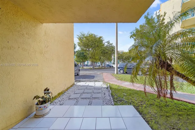 $2,100 | 11800 Southwest 18th Street, Unit 1124, Miami, FL 33175