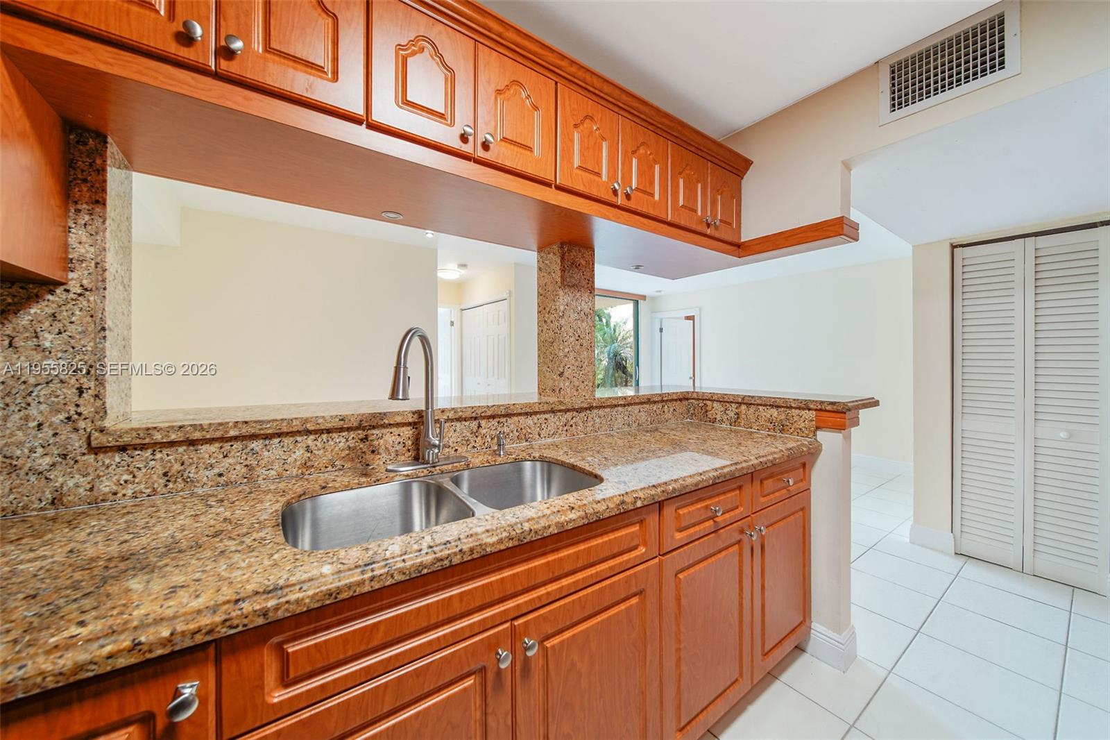 11800 Southwest 18th Street, Unit 1124 Miami, FL 33175 - Photo 9 of 31