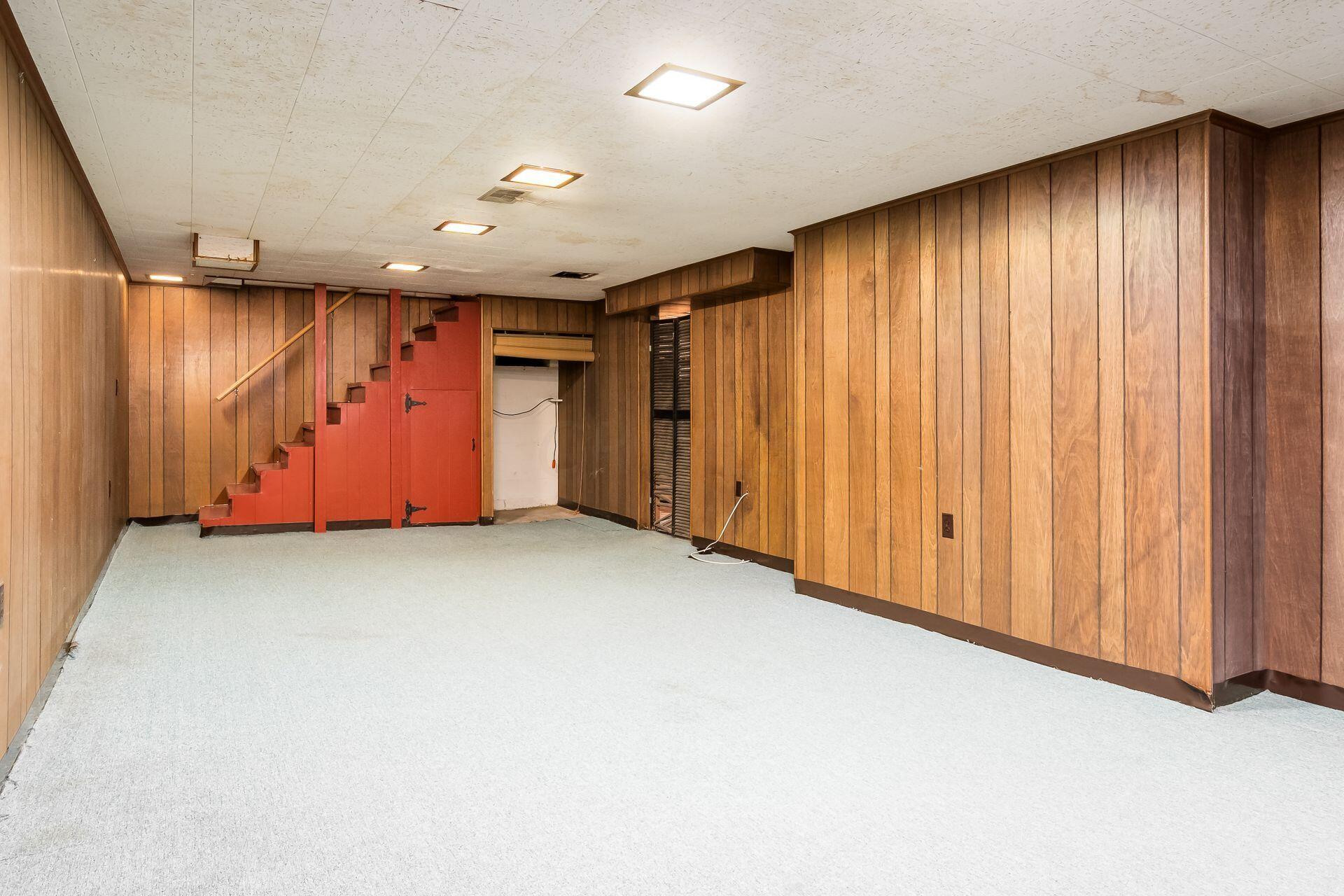 253 Croswell Road Columbus, OH 43214 - Photo 39 of 45 Fin LL Rec Room