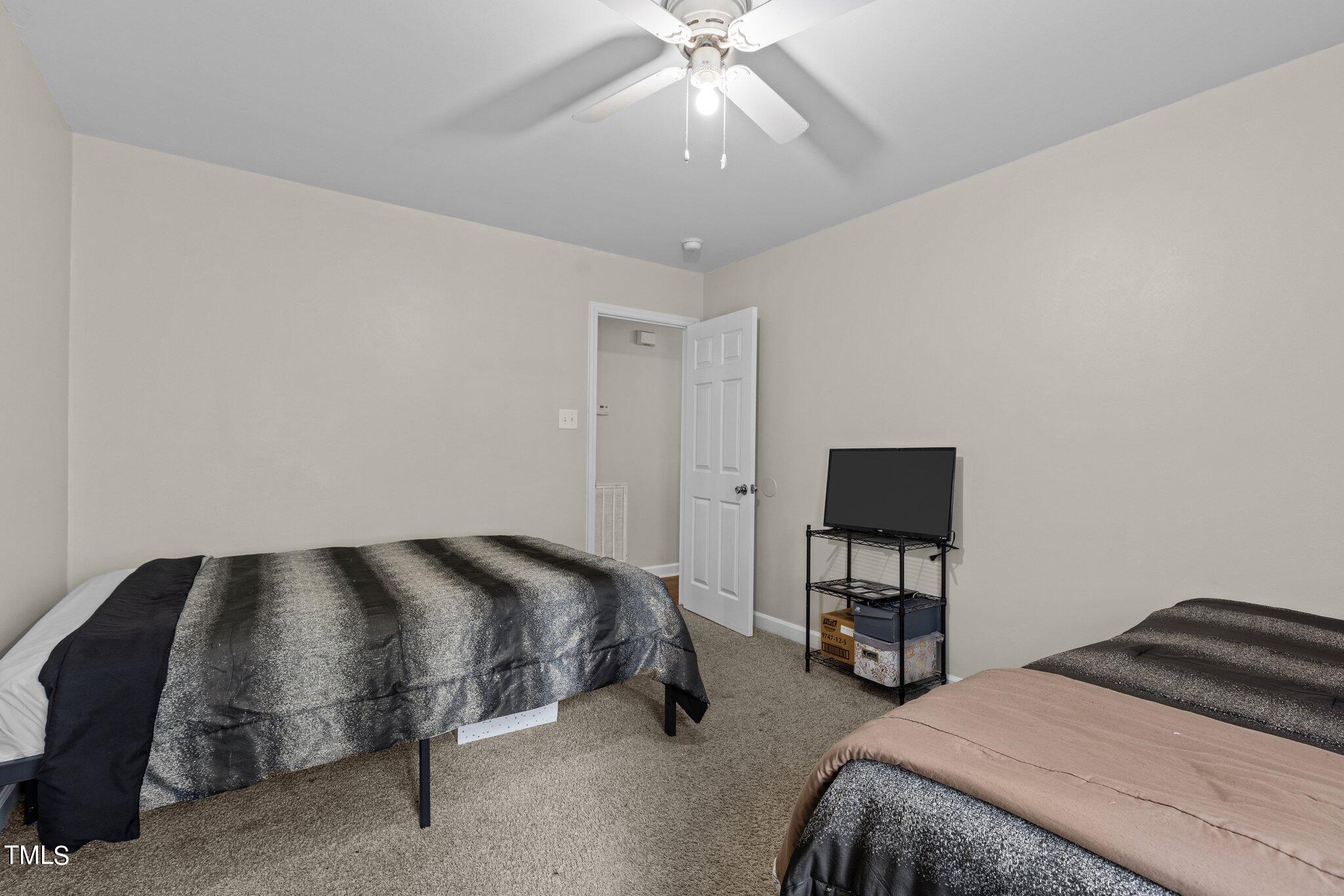 2162 Smith Road Oxford, NC 27565 - Photo 22 of 40 22-web-or-mls-8Y3A1892