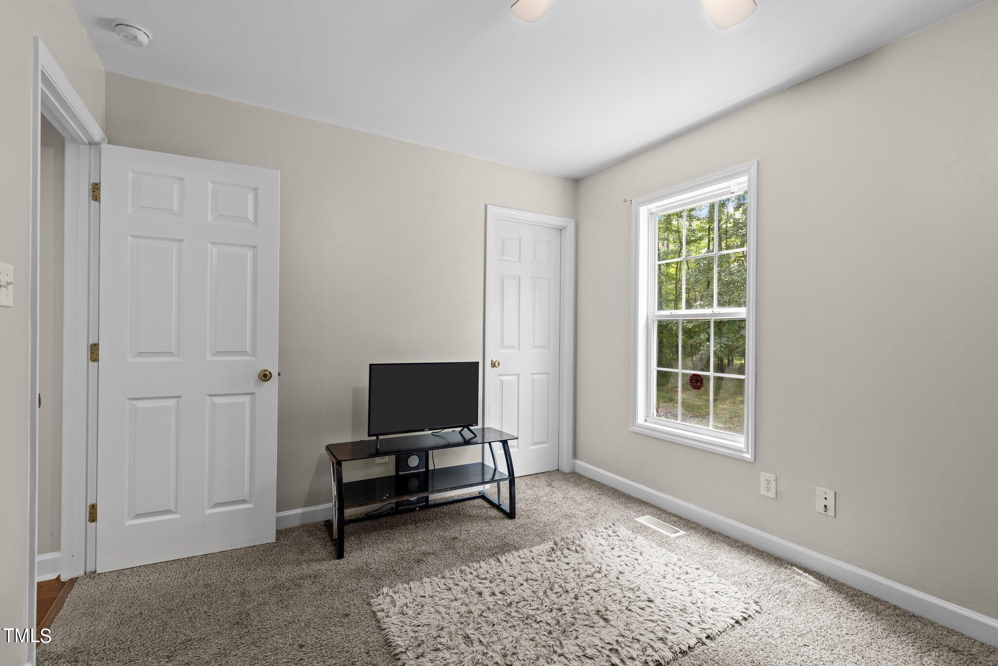 2162 Smith Road Oxford, NC 27565 - Photo 27 of 40 27-web-or-mls-8Y3A1922