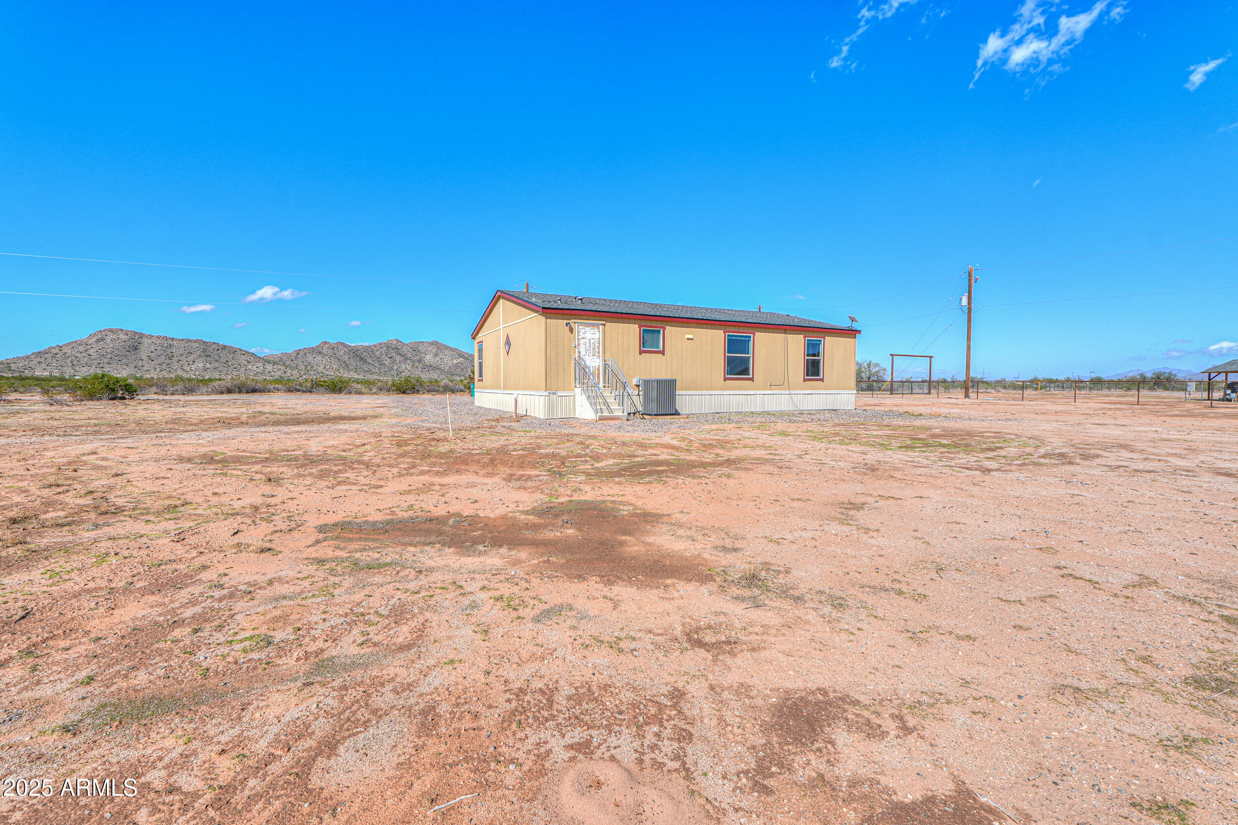 11091 North Garduno Road Maricopa, AZ 85139 - Photo 31 of 51 a view of big yard