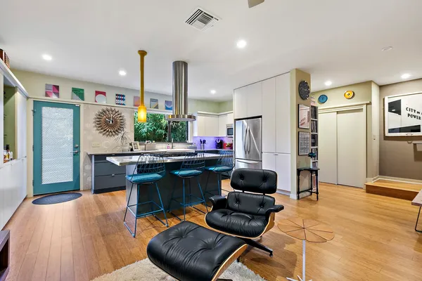 $3,450 | 805 Cumberland Road, Unit B, Austin, TX 78704