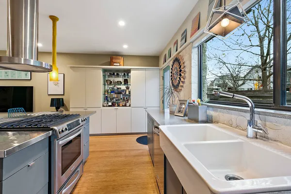 $3,450 | 805 Cumberland Road, Unit B, Austin, TX 78704