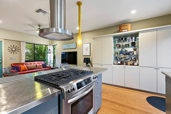 $3,450 | 805 Cumberland Road, Unit B, Austin, TX 78704