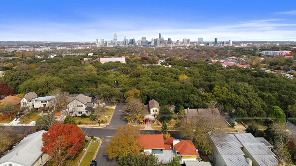 $3,450 | 805 Cumberland Road, Unit B, Austin, TX 78704