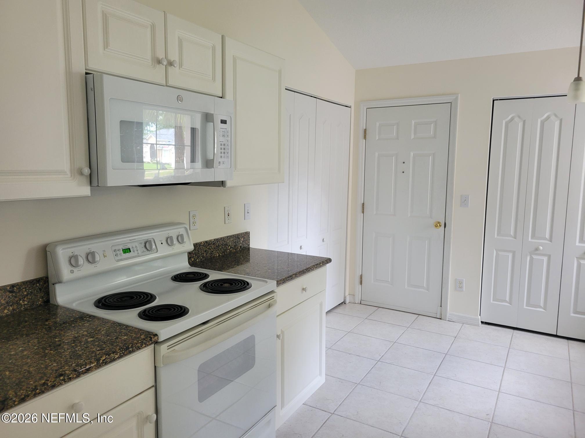 1121 Compass Row St. Augustine, FL 32080 - Photo 6 of 15 1121 Compass kitchen 1