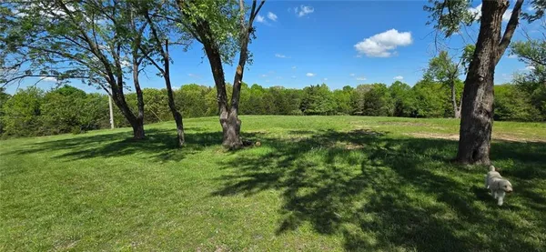 $40,000 | 22083 County Road 249, Pittsburg, MO 65724