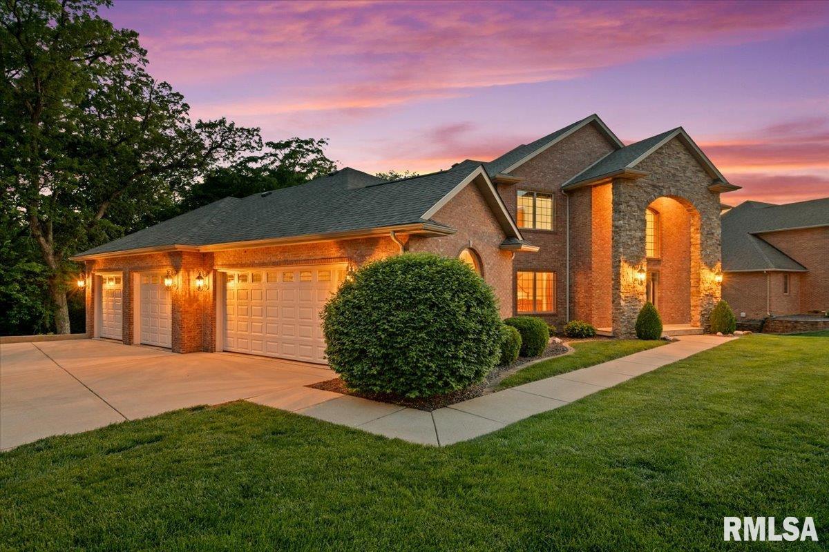 47 Woodland Trail Rochester, IL 62563 - Photo 2 of 99