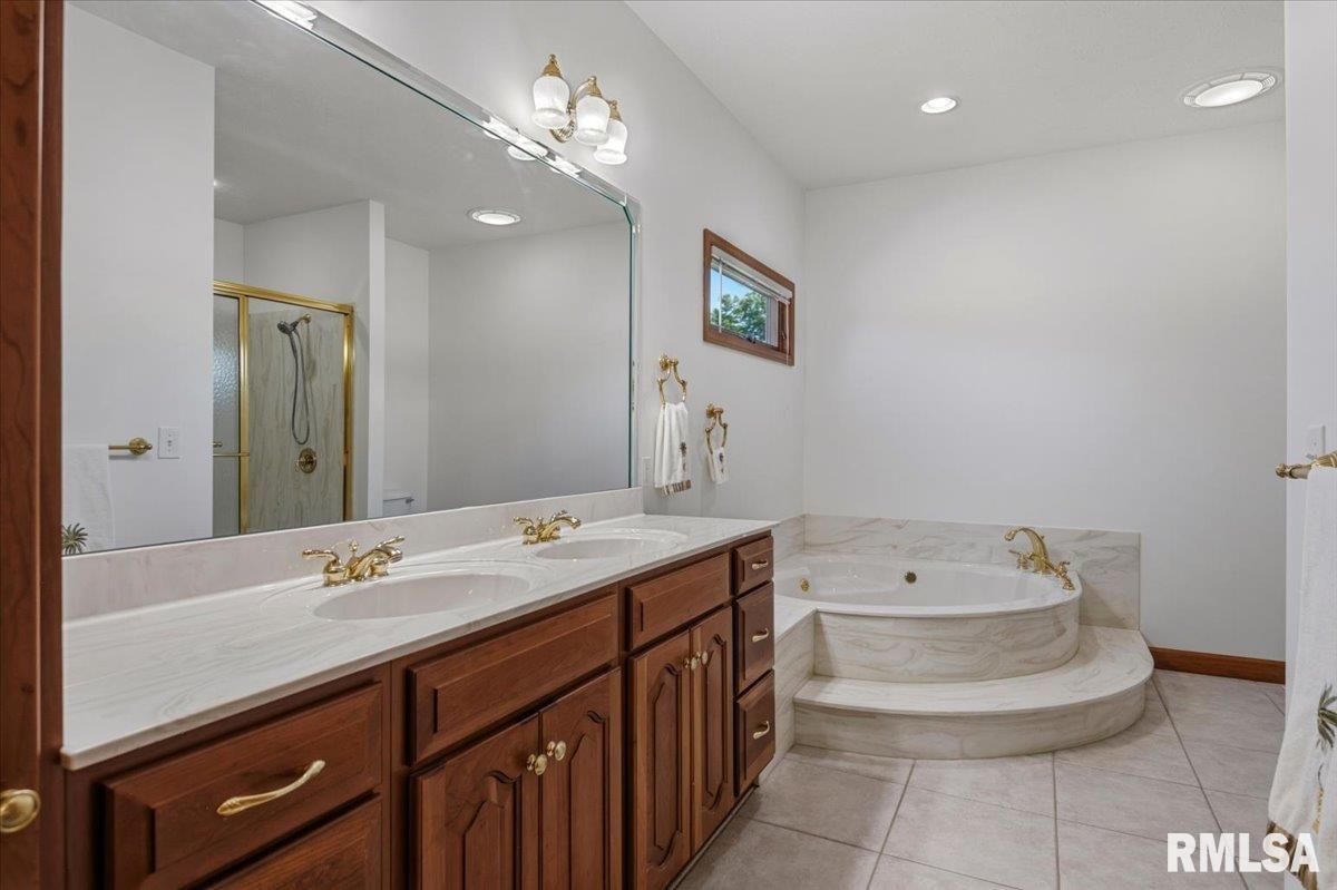 47 Woodland Trail Rochester, IL 62563 - Photo 28 of 99