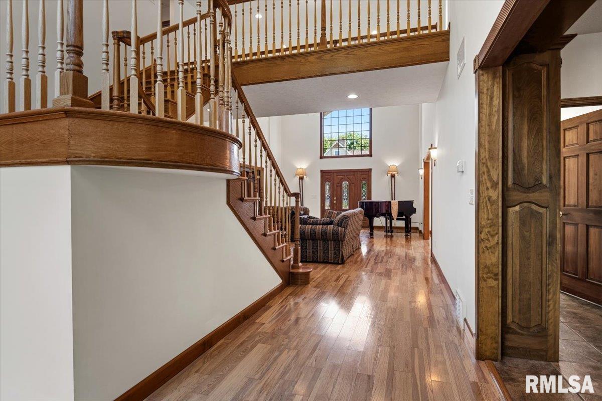 47 Woodland Trail Rochester, IL 62563 - Photo 10 of 99