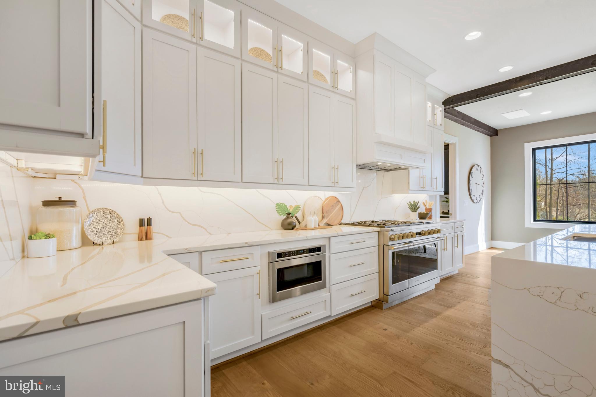 1321 Hunter Mill Road Vienna, VA 22182 - Photo 15 of 92