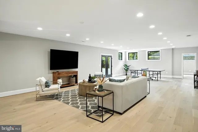 $3,290,000 | 1321 Hunter Mill Road, Vienna, VA 22182