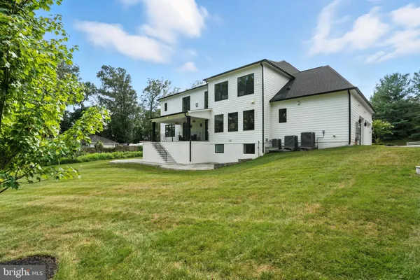 $3,290,000 | 1321 Hunter Mill Road, Vienna, VA 22182