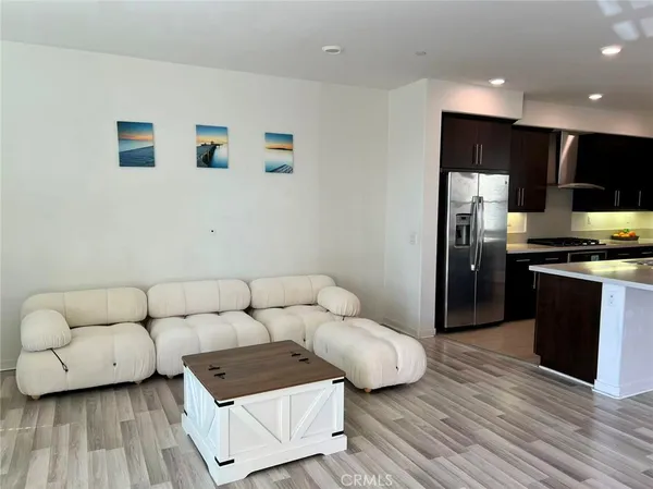 $4,900 | 129 Mongoose, Irvine, CA 92618