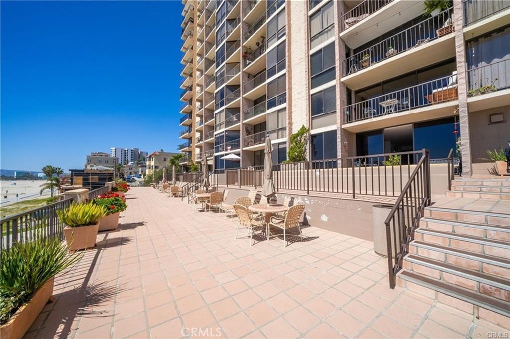 1750 East Ocean Boulevard, Unit 213 Long Beach, CA 90802 - Photo 36 of 52 a view of a building with sitting area